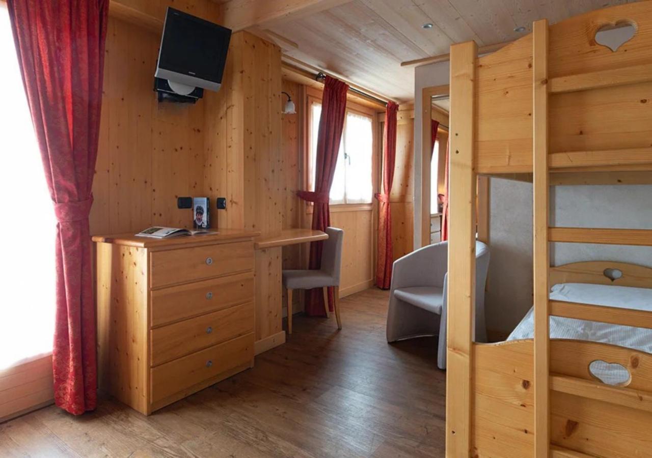 Hotel Funivia Bormio Kültér fotó